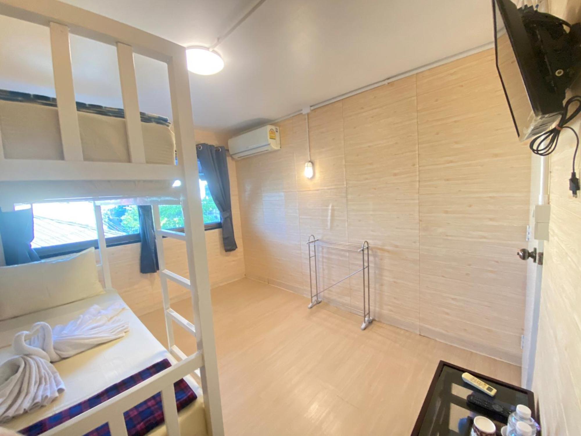 Steve Lady Hostel Bangkok Kültér fotó