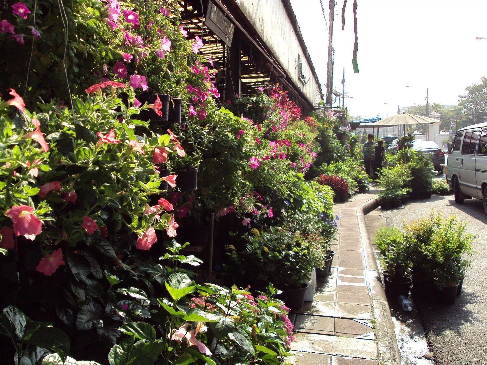 Steve Lady Hostel Bangkok Kültér fotó